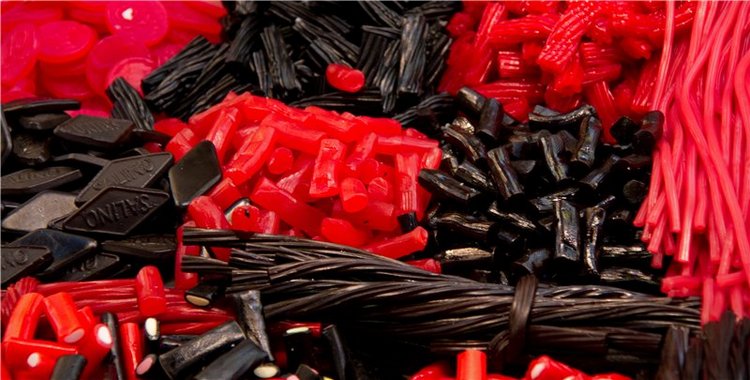 Черное и красное | Бэйбики Черное и красное — Одежда и обувь для кукол своими руками: фото