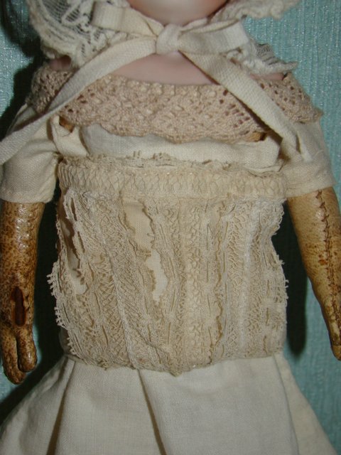 Антикварная карманная кукла Bähr & Pröschild на французском модном теле