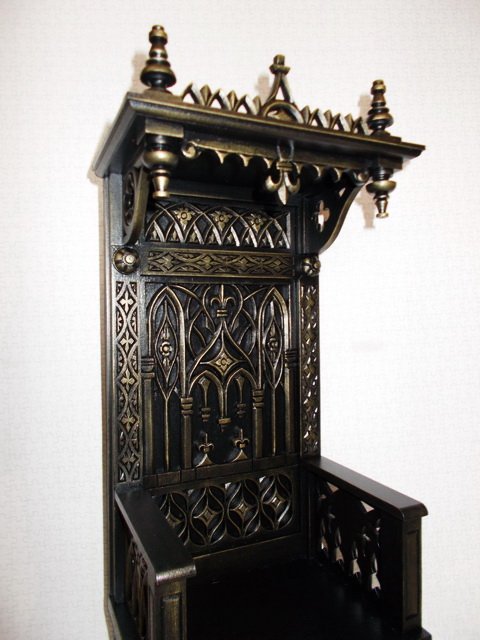 Эксклюзивный кресло-трон в готическом стиле (фото 3)