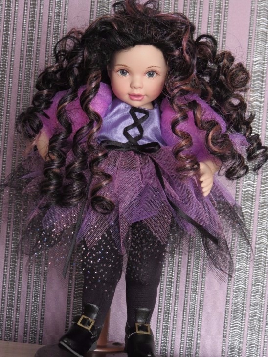 Неожиданно для меня, прилетела ко мне чудная фарфоровая ведьмочка (фото 5)