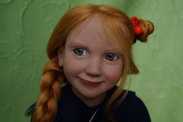 Веселая девочка Zora, Zwergnase