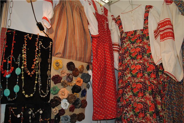 Выставка на Тишинке Атмосфера творчества. Октябрь 2014