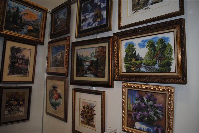 Выставка на Тишинке "Атмосфера творчества". Октябрь 2014. Пройдемся по первому этажу выставки