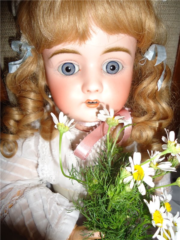 Ах, лето красное! Антикварная кукла Верочка