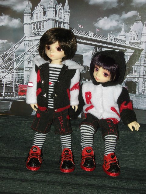 Стильные куртки bomber (бомбер) для близняшек Рен и Ран (фото 6)