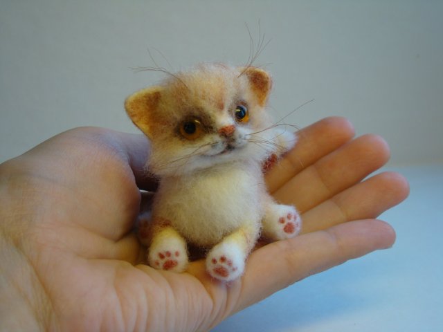 Усатый - полосатый. Авторская игрушка валянием из шерсти Ольги Чернухо (фото 7)