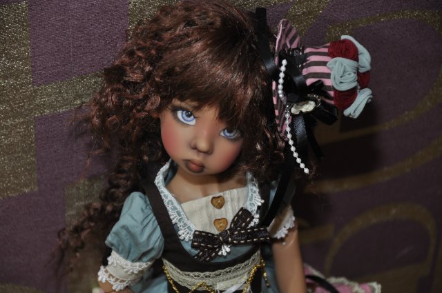 Жемчужина моей коллекции - Нисса тан человек от Кайе Виггз. Посмотрите на нас)