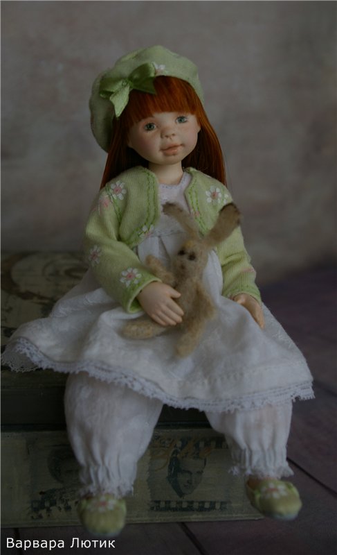 Шарнирная кукла из коллекции "Малыши" серия "Крошка на ладошке" 16 см (фото 2)