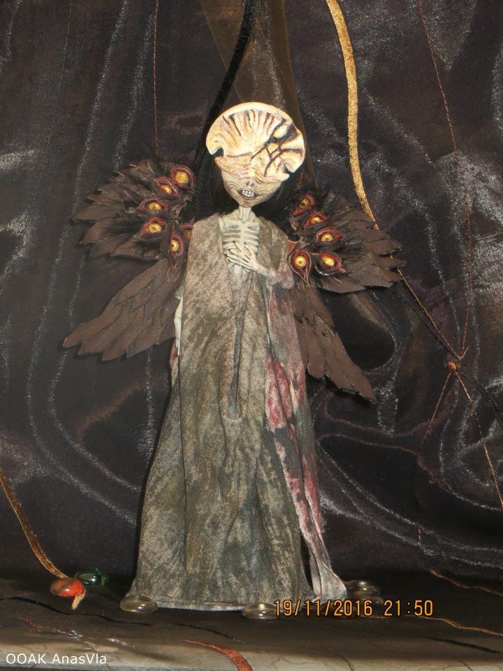 Смерть из киноленты "Хелбой 2". ООАК из Скелиты Калаверас Монстр Хай (фото 7)