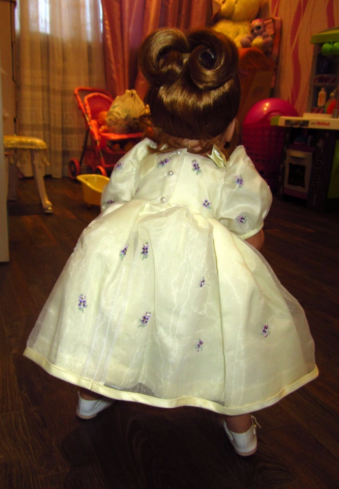 По следам 14 февраля, Моя прекрасная девочка Марго, Sweet Violets Lee Middleton