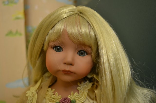 "Посреди золотого поля встанет..." - "золотая" кукла от Линды Рик