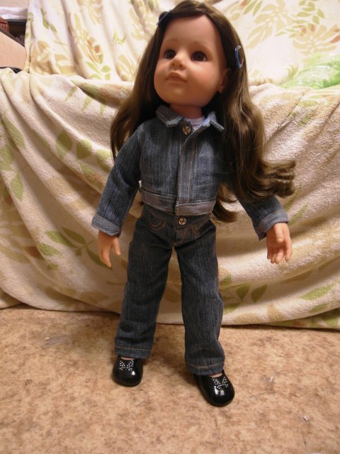 Самопальный джинсовый костюмчик для Готц