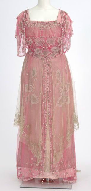 Для тех, кто в поиске или Каждый охотник желает знать. Викторианские и эдвардианские наряды