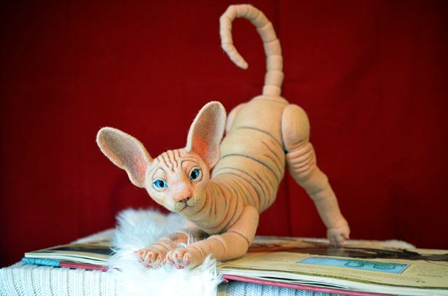 Монстрокот. Игрушка валянием из шерсти своими руками (фото 9)