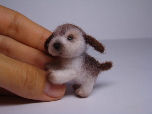 Щенок неизвестной породы. Авторская игрушка валянием из шерсти Ольги Чернухо (фото 9)