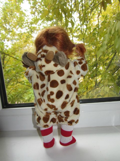 Детский сад, ясельная группа или мама мальчика играет в куклы