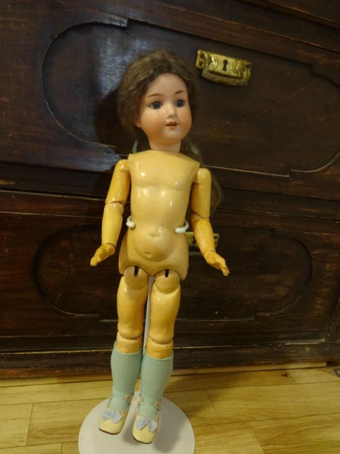 Я называла её Ася. Armand Marseille