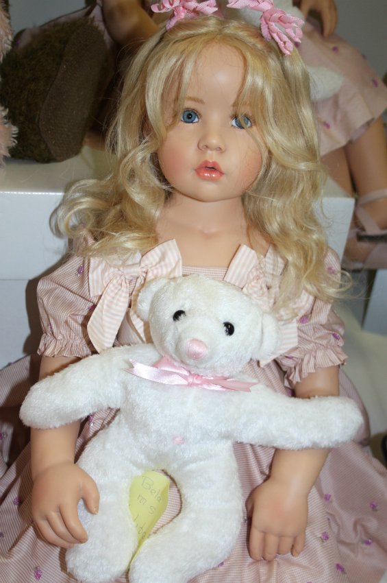 Мое посещение магазина Гюнзел. Выбор кукол из коллекции 2016 года. Заключительная часть - Бела