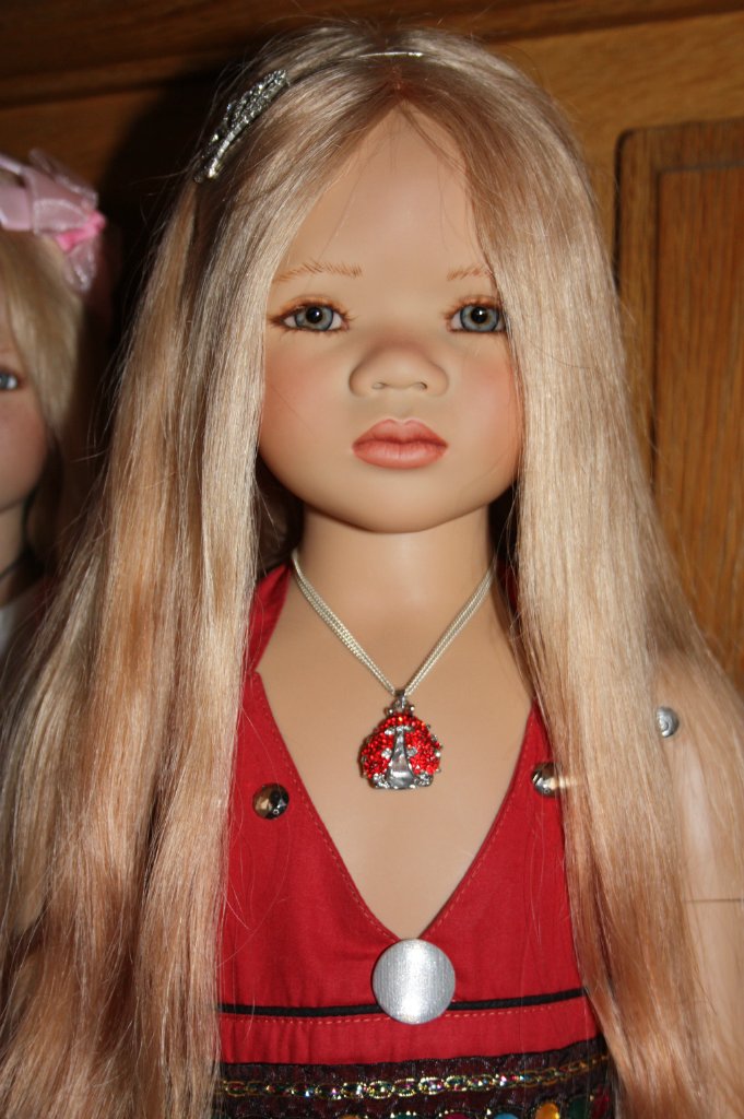 Солнечный денек в саду. Часть вторая - три подружки