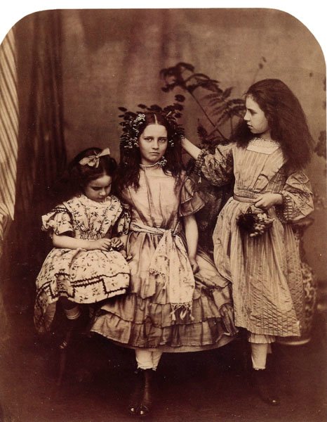 Кто Вы, мистер Кэррол или Каждый пишет, как он дышит. Фотоработы сказочника и математика | Бэйбики Кто Вы, мистер Кэррол или Каждый пишет, как он дышит. Фотоработы сказочника и математика