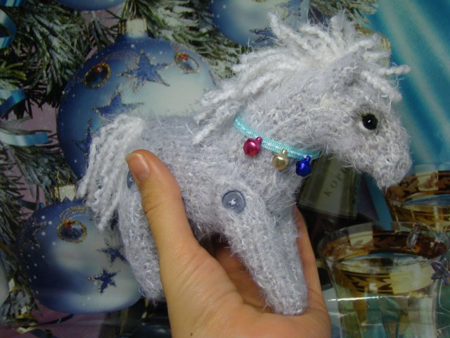 Лошадка. Игрушка вязанная спицами Ольги Чернухо (фото 8)