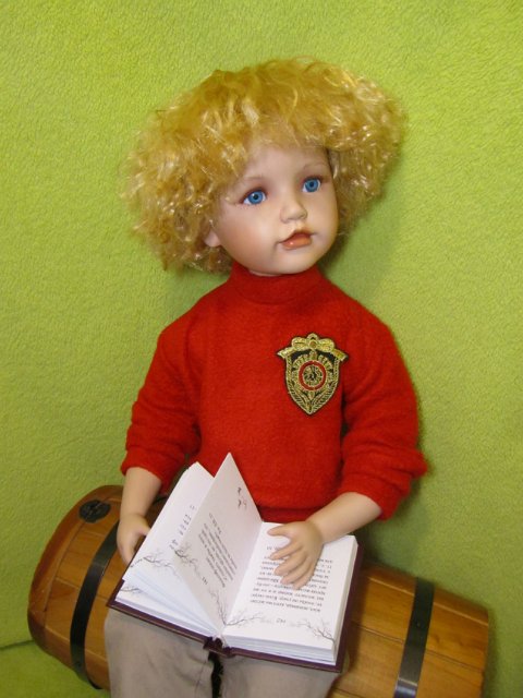 Два в одном. Фарфоровый мальчик