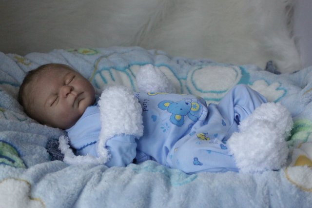 Спящий малышок Жульенчик. Куколка реборн Вишни Виктории