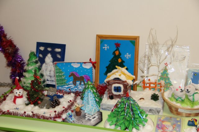 Необычные снеговики из обыденных вещей своими руками