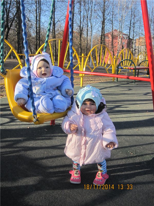 Две сестрёнки. Куклы Lee Middleton Лёля и Катюша