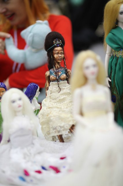 Лучше поздно, чем никогда! ХI Международный салон кукол. 1 октября 2015г