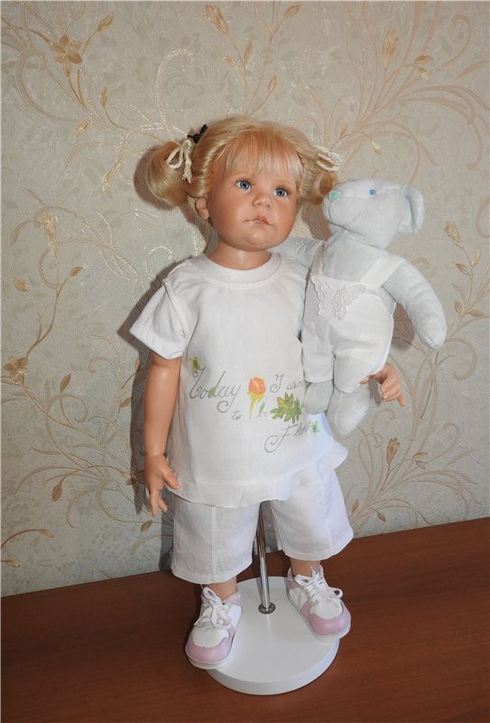 Трио в кардиганах. Куклы Hildegard Gunzel