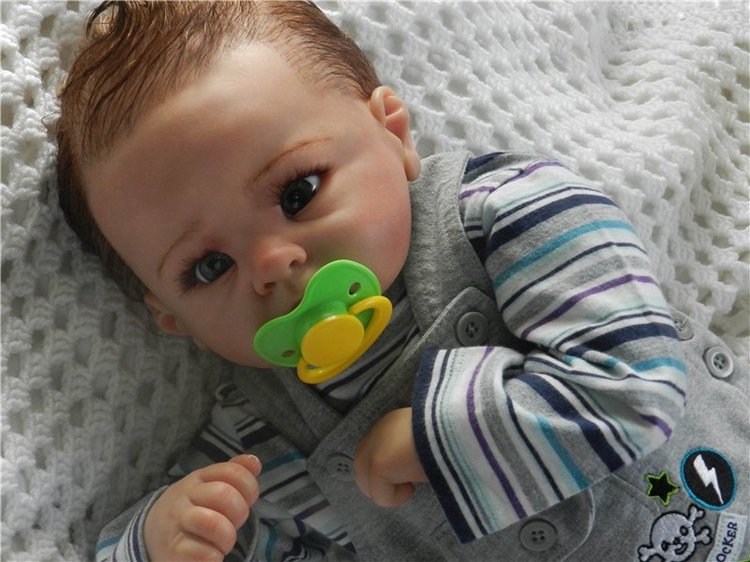 Андрюшенька серьезный мальчишка реборн (фото 5)