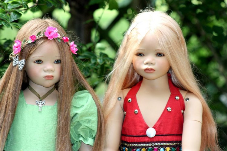 Солнечный денек в саду. Часть вторая - три подружки (фото 3)