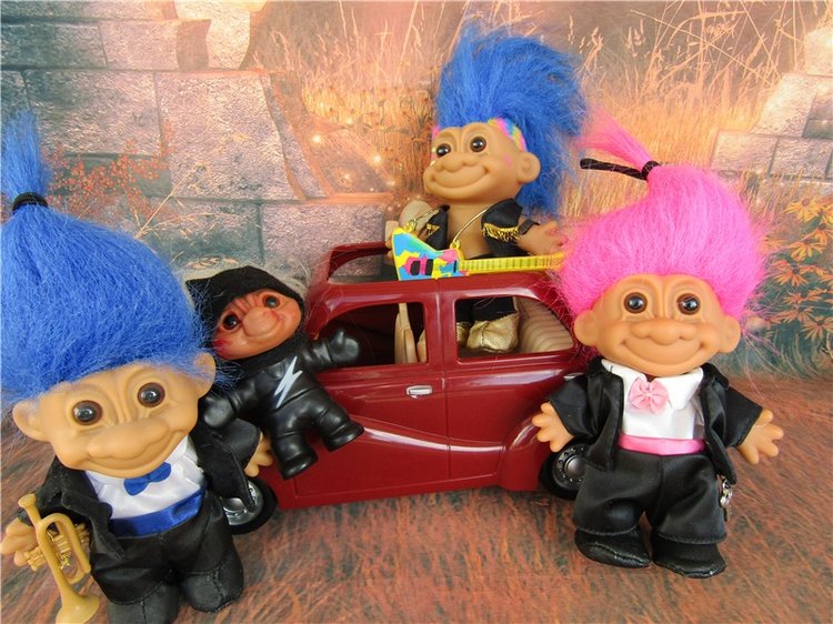 Да здравствуют подарки — Игрушки Тролли (Trolls): винтажные Dam и Russ