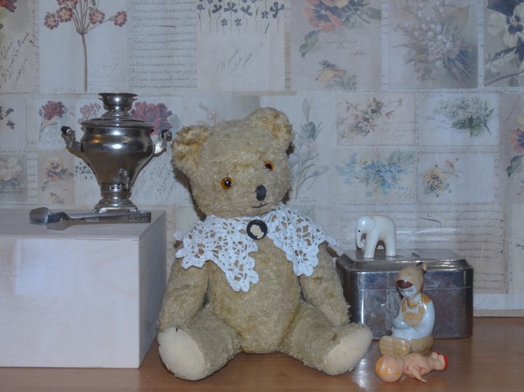 Одинокий мишка — Игрушки СССР и советского детства: резиновые (фото 5)