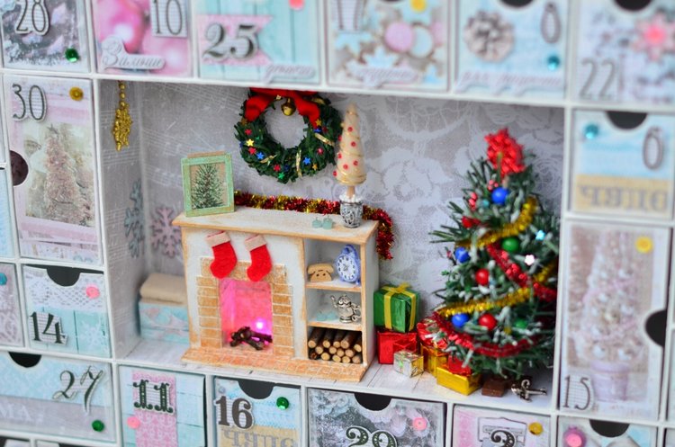 Адвент календарь с миниатюрой и освещением (фото 6)