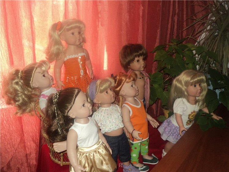 Девчушки любят наряжаться! Наряды для кукол Готц и не только