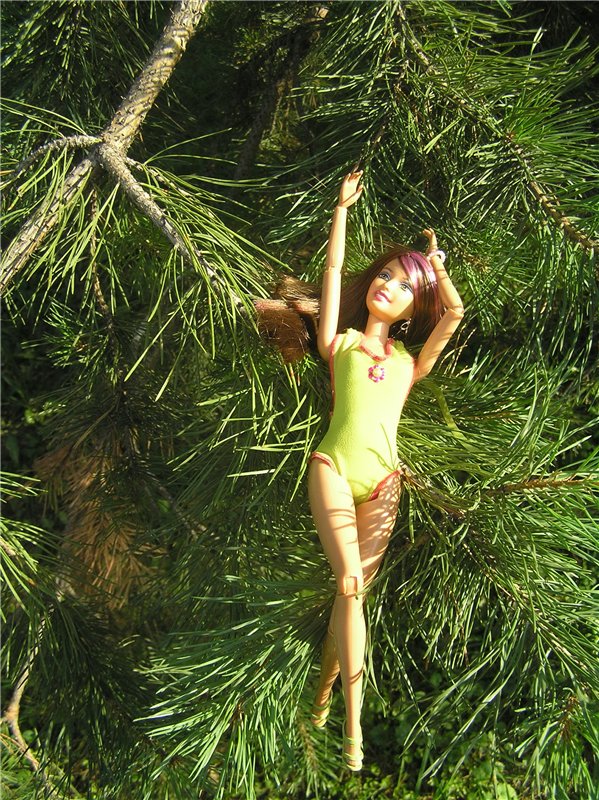 Летняя прогулка Анжелики ( Кукла Barbie Fashionistas от Mattel)