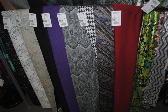 Выставка на Тишинке "Атмосфера творчества". Октябрь 2014. Пройдемся по первому этажу выставки