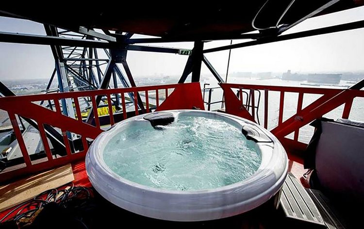 ЗАВИСНУТЬ В ВОЗДУХЕ... Oдин из самых необычных отелей в Мире, Amsterdam, Нидерланды