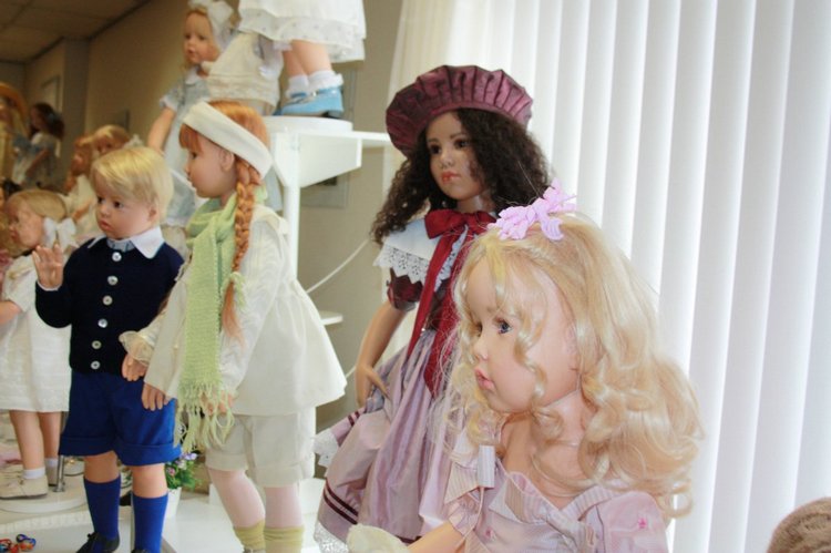 Первый показ новой коллекции 2016 года из резин от Hildegard Gunzel