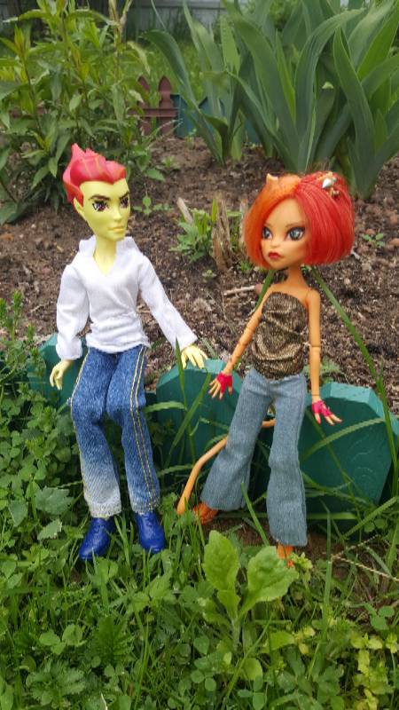 Вспомним про Монстров — ООАК Monster High и Ever After High: репейнт (фото 4)