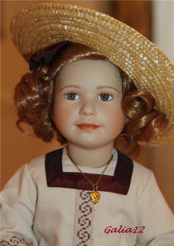 Нежная Алиса - любительница цветов | Бэйбики Нежная Алиса - любительница цветов