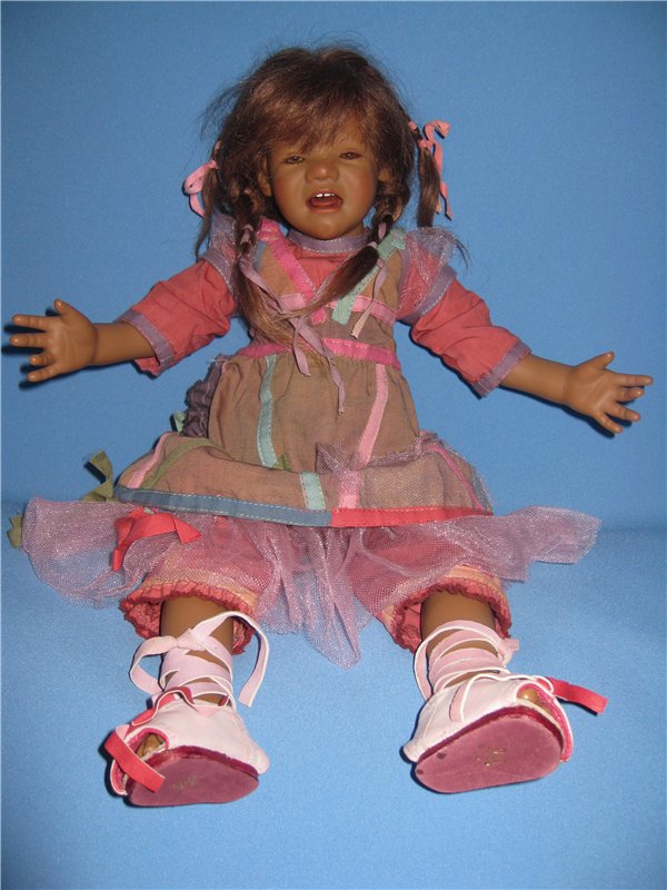 Кто подскажет, как ребенка успокоить? Коллекционная кукла Inke A.Himstedt