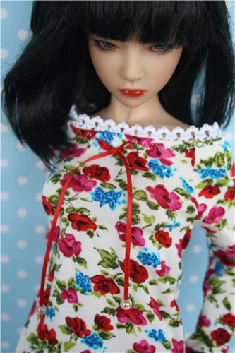 Гардероб для красавицы Леоны