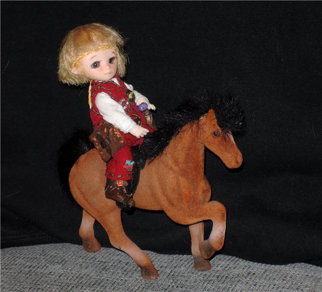 "Дилька с хоббитским кинжалом