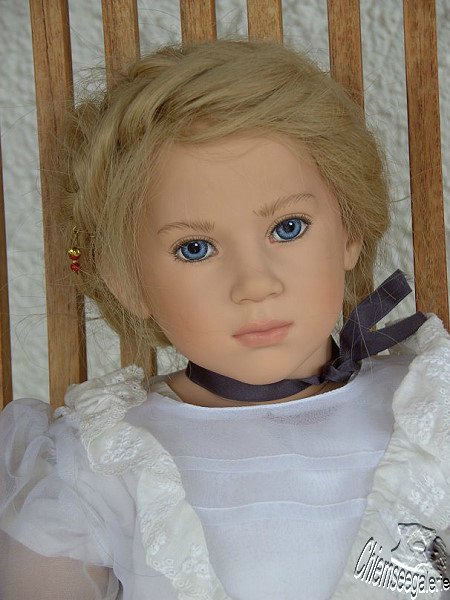 Лица из прошлого или милые барышни от немецкой художницы Sabine Ecshe