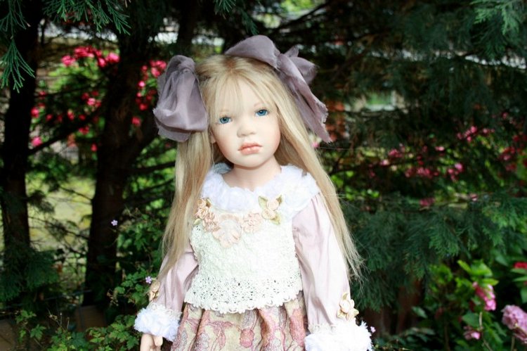 Марусина прогулка по саду. Коллекционная кукла от Zofia & Henry Zawieruszynski