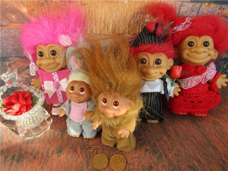 Когда я буду именинник, куплю я хвостик за полтинник. Мне продавец измерит рост и подберет по росту хвост