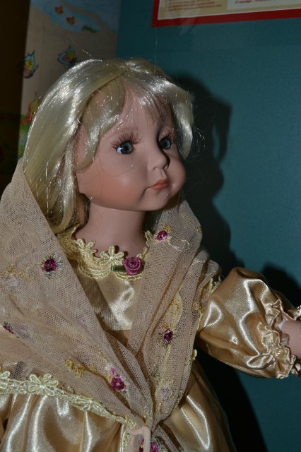 "Посреди золотого поля встанет..." - "золотая" кукла от Линды Рик (фото 4)